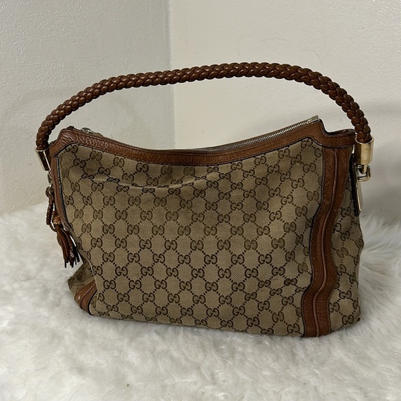 💯Authentic Gucci Hobo Style Handbag🍀 - Picture 1 of 16